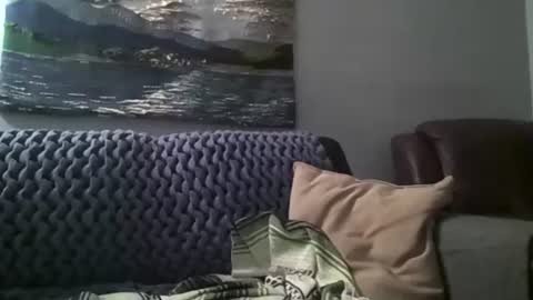 Hairiest Bear online show from 12-27-24, 05:20