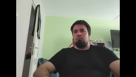 Snapshot of hairy_guy007 chatting on 03-01-25, 12:23 hairy_guy007 online show from 03-01-25, 12:23