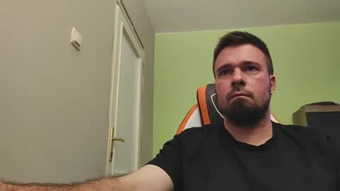Snapshot of hairy_guy007 chatting on 07-07-26, 06:34 hairy_guy007 online show from 07-07-26, 06:34