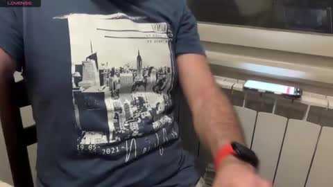 Snapshot of hairy_jockstrap chatting on 12-22-25, 12:07 hairy_jockstrap online show from 12-22-25, 12:07