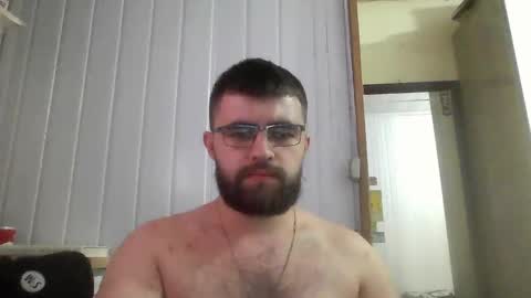 Snapshot of hairy_man_69_ chatting on 01-11-25, 12:55 horny online show from 01-11-25, 12:55