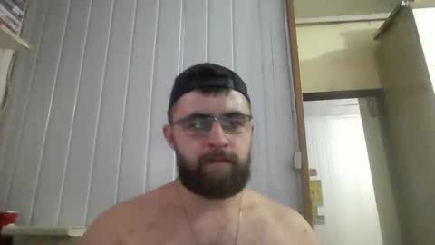 Snapshot of hairy_man_69_ chatting on 01-18-25, 12:02 horny online show from 01-18-25, 12:02