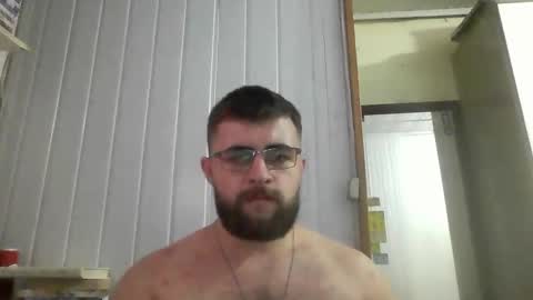 Snapshot of hairy_man_69_ chatting on 01-26-25, 05:45 horny online show from 01-26-25, 05:45