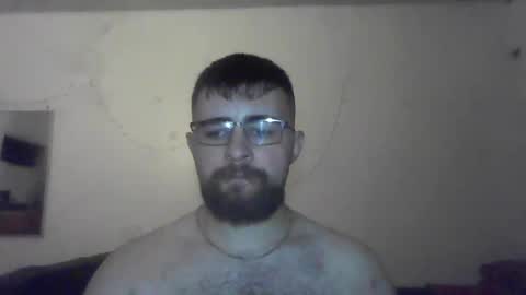 Snapshot of hairy_man_69_ chatting on 09-16-25, 08:32 horny online show from 09-16-25, 08:32