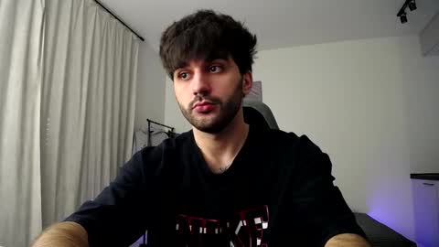 Adam online show from 03-08-25, 05:33