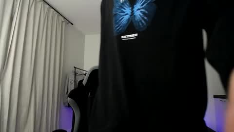 Adam online show from 03-09-25, 05:49