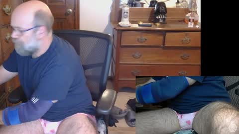 HairyDaddyBear69 online show from 11-30-25, 08:35