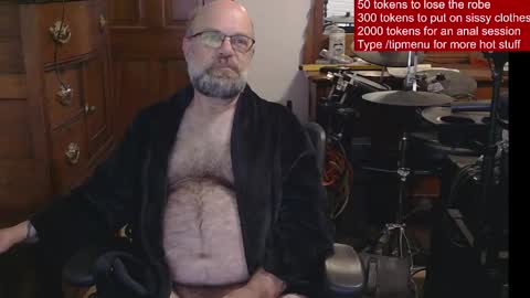Snapshot of hairydaddybear69 chatting on 05-18-26, 11:05 HairyDaddyBear69 online show from 05-18-26, 11:05