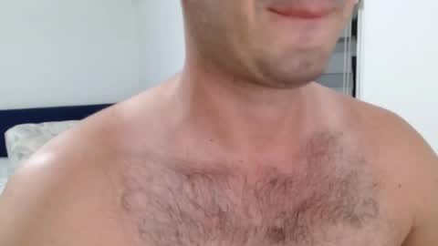 Snapshot of hairyeurostud chatting on 06-09-26, 12:00 Andy online show from 06-09-26, 12:00