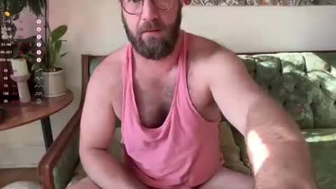 Snapshot of hairyfitguy444 chatting on 11-12-25, 05:57 Harry Fit Big Bro Dad Sir online show from 11-12-25, 05:57