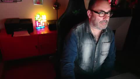 hairyfred73 online show from 03-02-25, 06:05