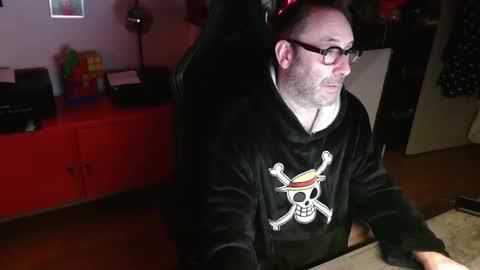 hairyfred73 online show from 03-12-25, 05:35