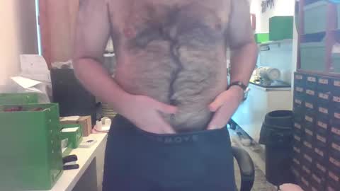 hairyhairybear123 online show from 12-04-24, 09:07