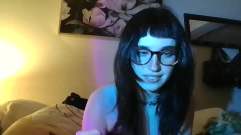 Snapshot of hairyjess chatting on 10-28-25, 03:32 Jess online show from 10-28-25, 03:32