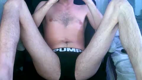 hairyukthongjockboy online show from 03-06-26, 11:17
