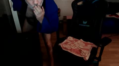 hairyman54 online show from 09-17-25, 01:51