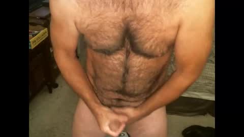 Hairy pecs online show from 10-24-25, 07:16