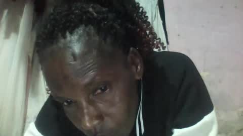 Snapshot of hairypusy17 chatting on 03-11-25, 01:26 hairypusy17 online show from 03-11-25, 01:26