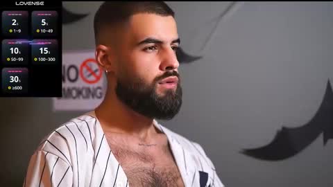 Snapshot of hairyrobxxx chatting on 10-17-25, 09:50 HairyRobXxX online show from 10-17-25, 09:50