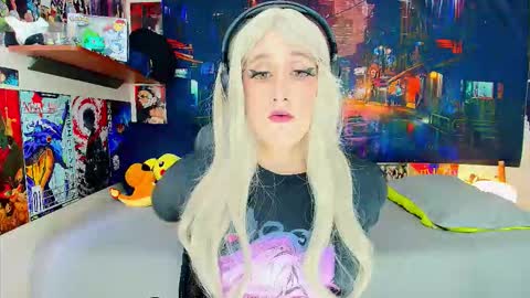 Haku Please help me with your thumbs up its important  online show from 11-03-25, 08:21