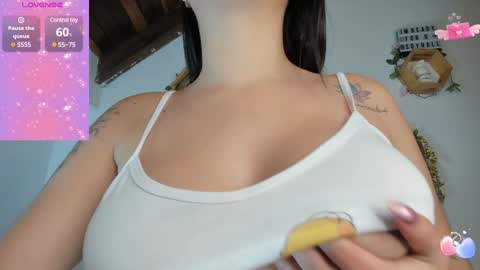 Snapshot of hal_sey chatting on 01-23-25, 08:04 Hal sey online show from 01-23-25, 08:04