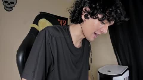 Snapshot of halan_jr chatting on 01-16-26, 12:47 halan online show from 01-16-26, 12:47