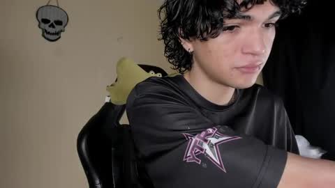 Snapshot of halan_jr chatting on 01-17-26, 06:18 halan online show from 01-17-26, 06:18