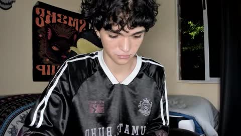 Snapshot of halan_jr chatting on 02-10-26, 10:08 halan online show from 02-10-26, 10:08