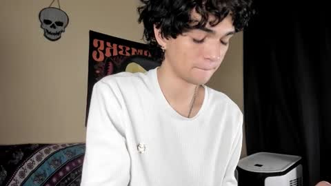 Snapshot of halan_jr chatting on 02-21-26, 10:22 halan online show from 02-21-26, 10:22