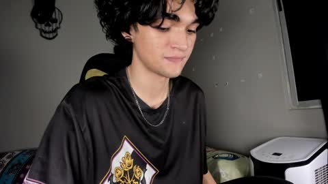 Snapshot of halan_jr chatting on 04-09-26, 04:23 halan online show from 04-09-26, 04:23