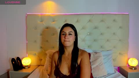 Snapshot of haley_evans_ chatting on 01-11-25, 11:02 haley_evans_ online show from 01-11-25, 11:02