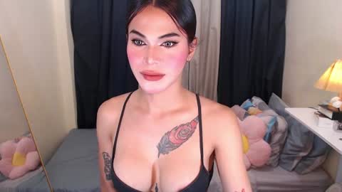 Snapshot of haliya_xsamer chatting on 07-23-26, 08:01 Selena the real cummer online show from 07-23-26, 08:01