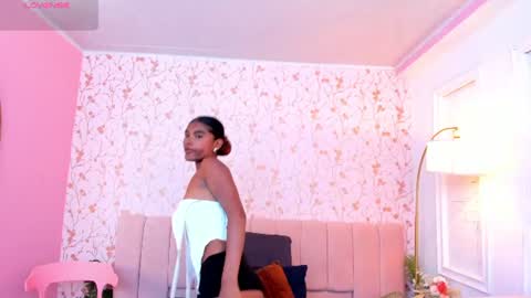 Snapshot of halleylorens chatting on 07-11-26, 07:16 Halley Lorens online show from 07-11-26, 07:16