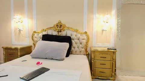 Hallie Stone online show from 03-30-26, 12:17