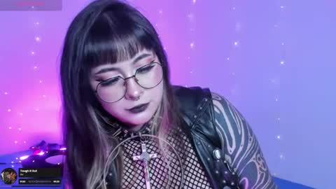 Snapshot of hallucigenia_sparza chatting on 07-24-26, 11:14 Hallu online show from 07-24-26, 11:14