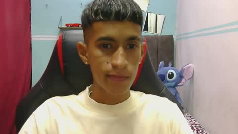 Snapshot of hamcummboy20 chatting on 04-30-26, 11:42 hamcummboy20 online show from 04-30-26, 11:42