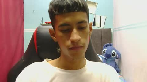 Snapshot of hamcummboy20 chatting on 05-09-26, 06:02 hamcummboy20 online show from 05-09-26, 06:02