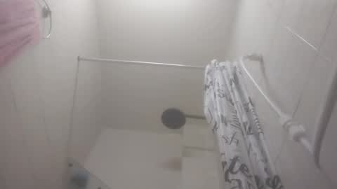 Snapshot of hamonoleoso chatting on 05-18-26, 03:46 King Of Love online show from 05-18-26, 03:46