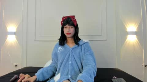 Snapshot of hamsel_dallas chatting on 05-18-26, 08:25 Hamsel online show from 05-18-26, 08:25
