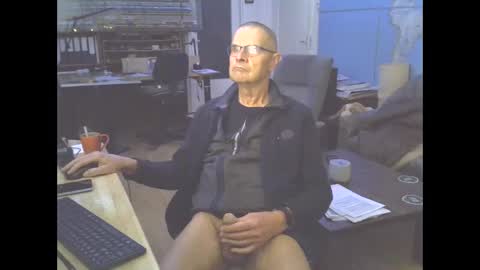 Prefer men 80 online show from 12-19-24, 09:17