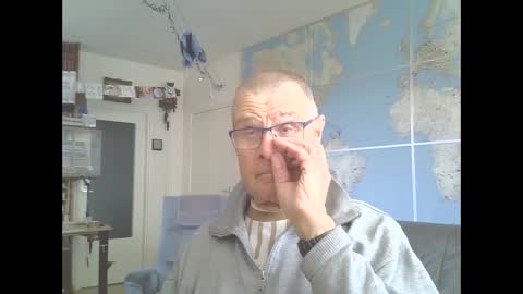 Prefer men 80 online show from 02-16-25, 03:48