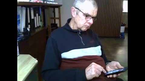 Prefer men 80 online show from 02-15-26, 09:44