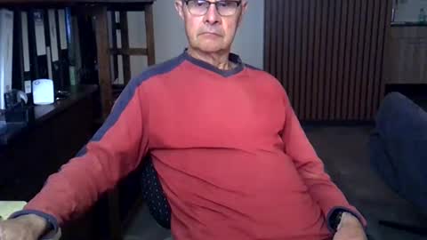 Snapshot of hamto65 chatting on 05-28-26, 08:50 Prefer men 80 online show from 05-28-26, 08:50