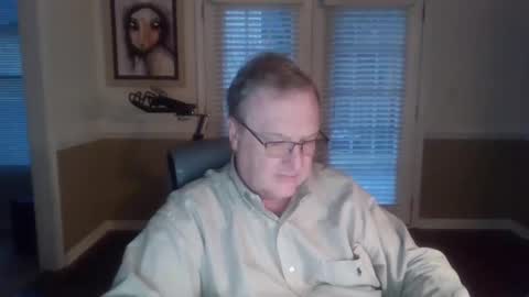 Snapshot of han63 chatting on 10-26-25, 11:49 Han online show from 10-26-25, 11:49