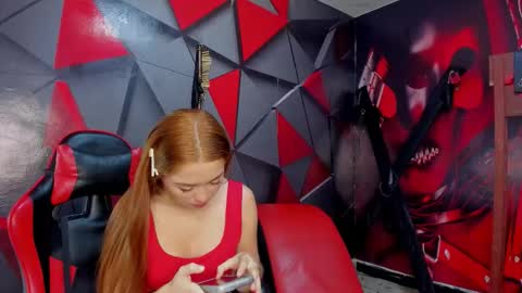 Hana and Zeta online show from 11-17-25, 12:11