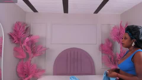 hanaahquinn online show from 11-21-25, 11:31