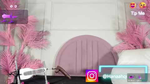 Snapshot of hanaahquinn chatting on 02-19-26, 11:50 hanaahquinn online show from 02-19-26, 11:50