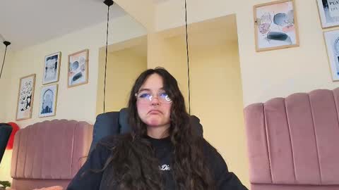 hanabie_ online show from 02-22-26, 03:18