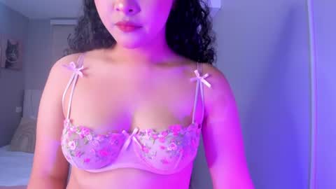 Snapshot of hanah_line chatting on 06-13-26, 12:47 Hanna Lineros online show from 06-13-26, 12:47