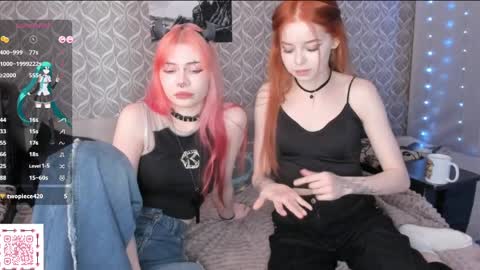 Tori and Asuna online show from 04-04-26, 01:08